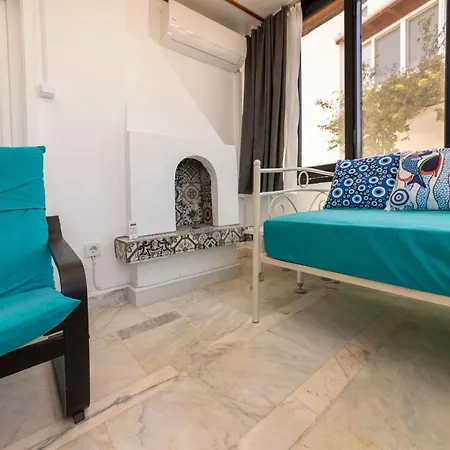 Pleasant Duplex Apartment With Fascinating Sea View In Bodrum Appartement